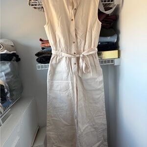 Loft Sleeveless Beige Cream Romper Jumpsuit with Belt Tie size 2